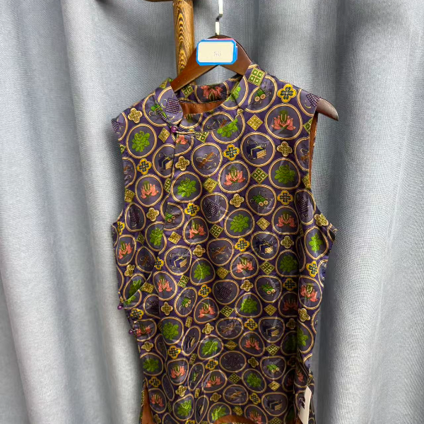 2025夏季新款时尚简约新中式桑蚕丝香云纱奥黛提花上衣女Y463