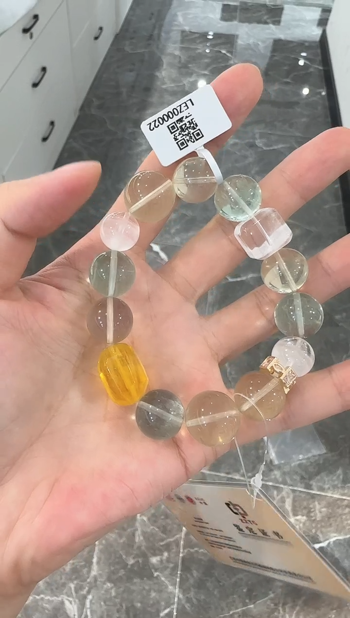 水晶手串未镶嵌手串