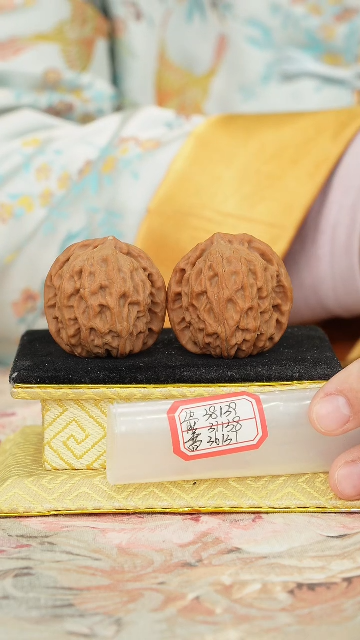 【闪购商品】文玩核桃把件非嫁接北京