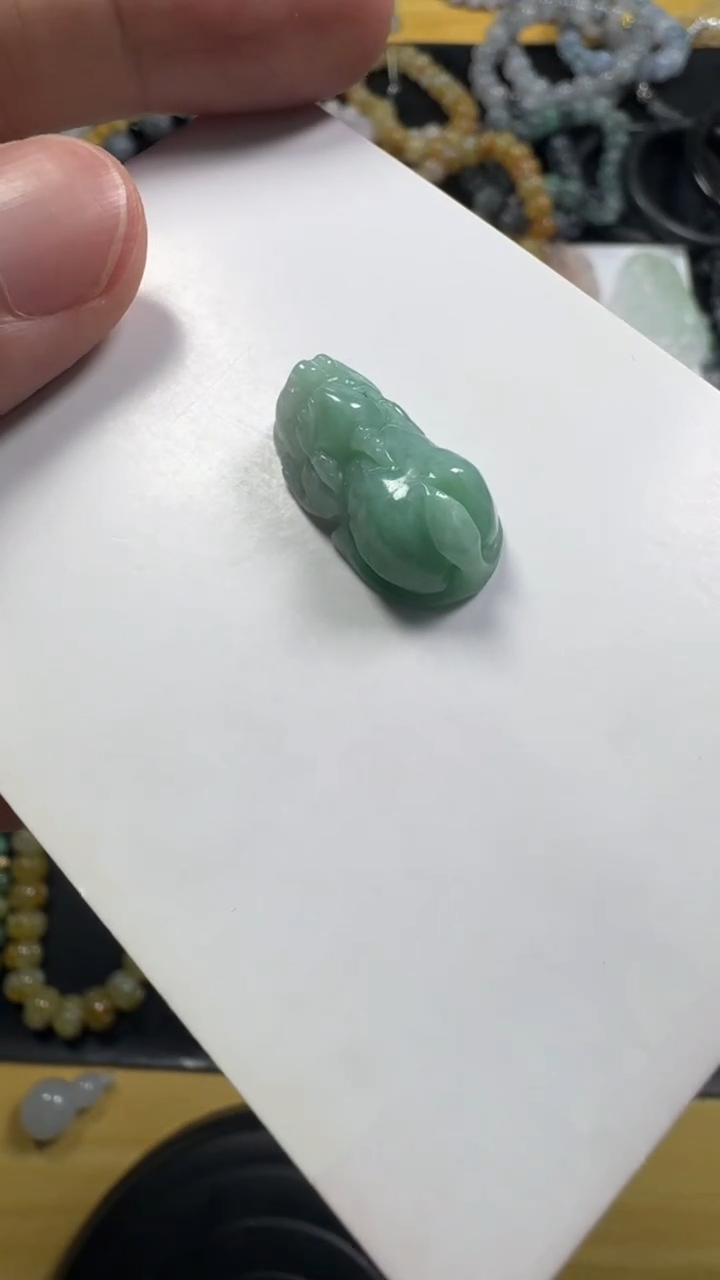 翡翠未镶嵌颈饰【闪购商品】 天然翡翠