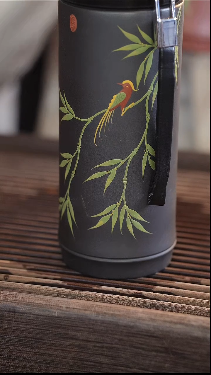 茶壶紫砂双层保温杯 黑金砂 竹子翠鸟 330cc