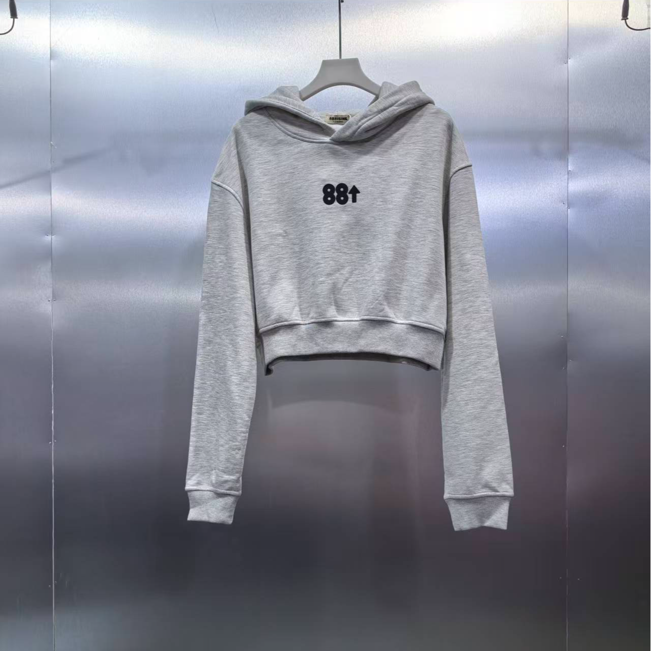 T01-110435-88R（女款）后背经典LOGO印花连帽卫衣