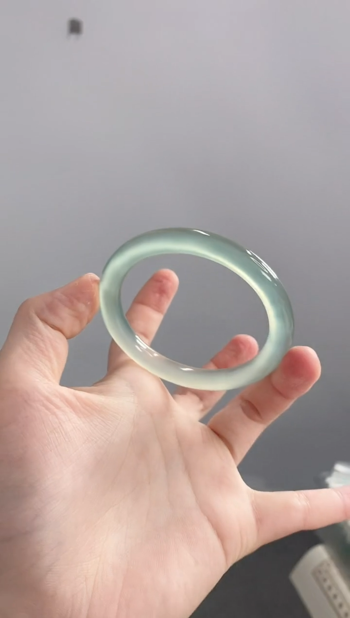 【闪购商品】玛瑙/玉髓手镯未镶嵌54圈圆条