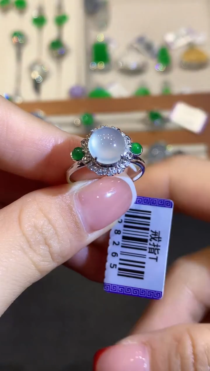 翡翠戒指18K金镶嵌YS多样性发其一