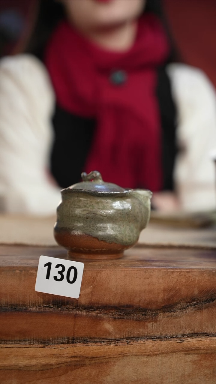 【闪购商品】130等烟雨柴烧手抓壶