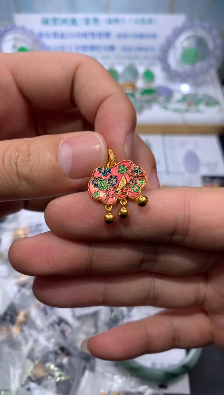 【闪购商品】定制和田玉18K金镶嵌模式推广期24小时鉴赏期1.38g