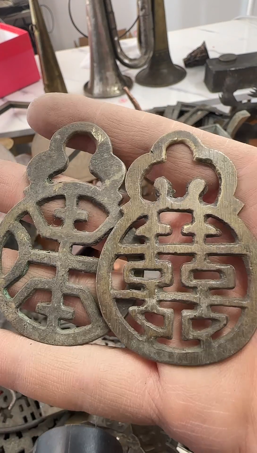 用***受一对铜件拉手