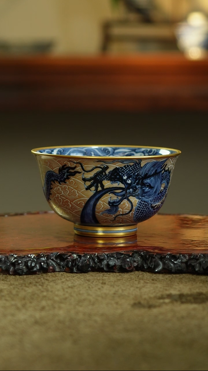 郑*s龙纹描金碗杯123