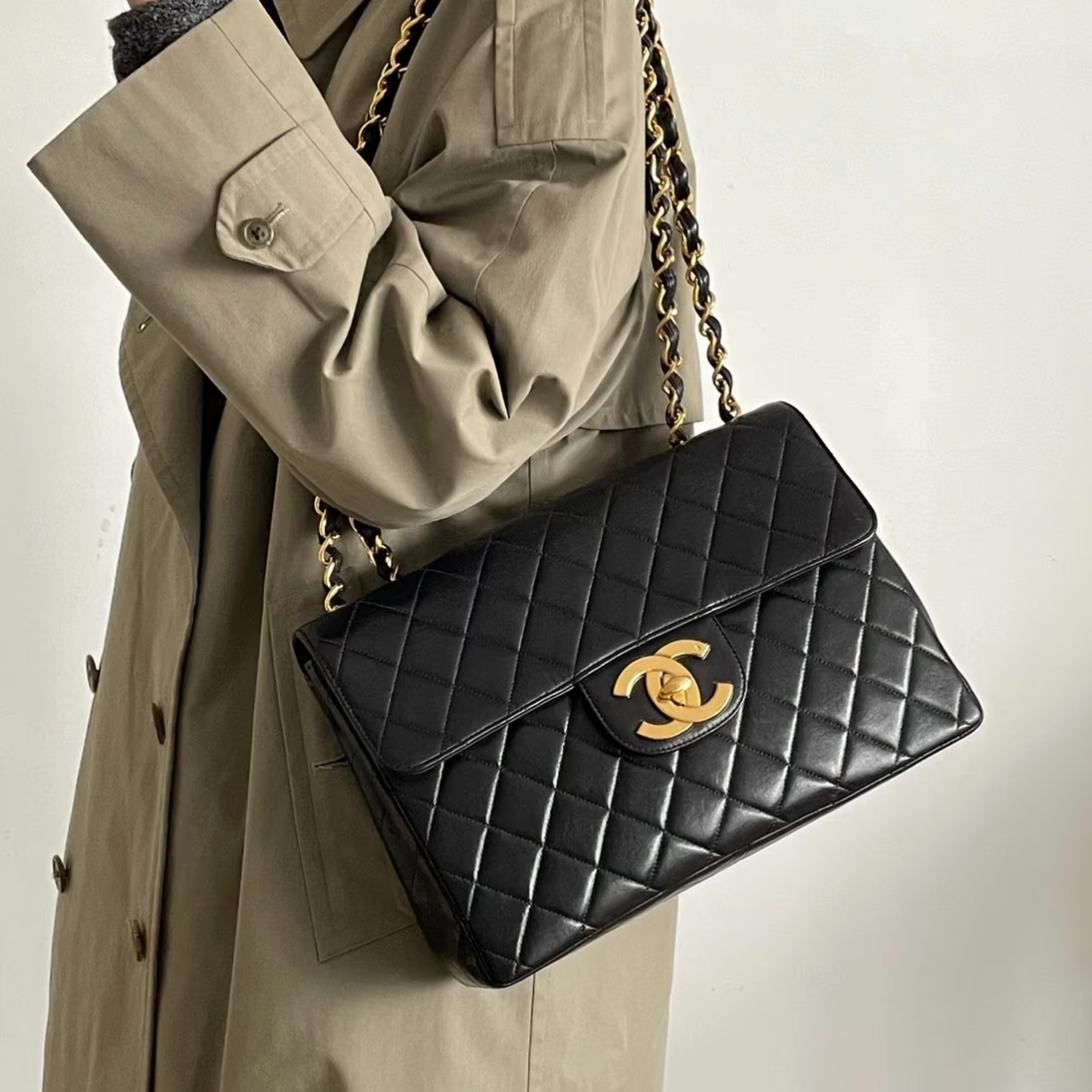 95新 Chanel/香奈儿 黑金菱格纹大双C logo贝嫂30链条包 长30 3开