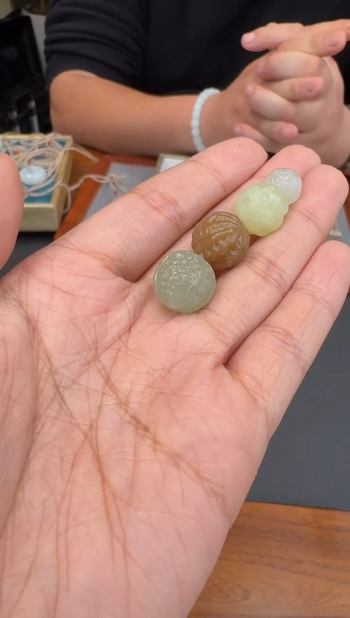 【闪购商品】和田玉85未镶嵌1.25冯总