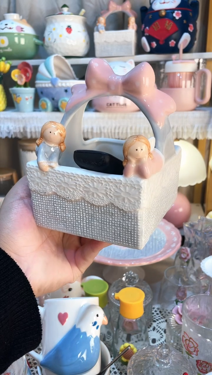 【闪购商品】瓷片天使提篮 质量好发货快放心拍