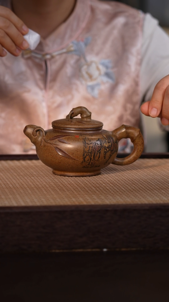 茶壶紫砂黄金砂柴烧 320cc