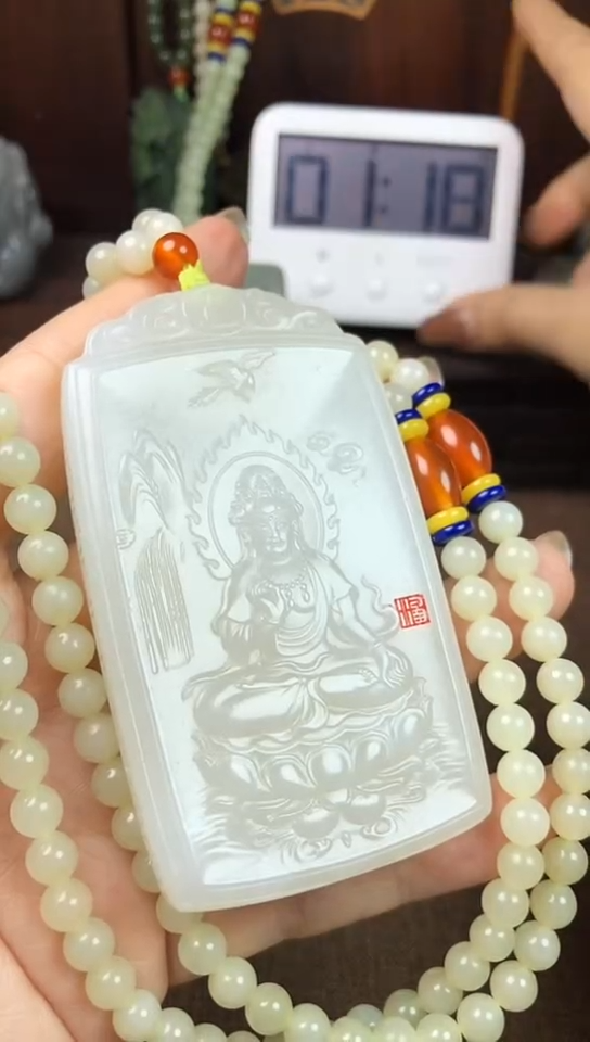 颈饰未镶嵌和田玉T****yThe first day