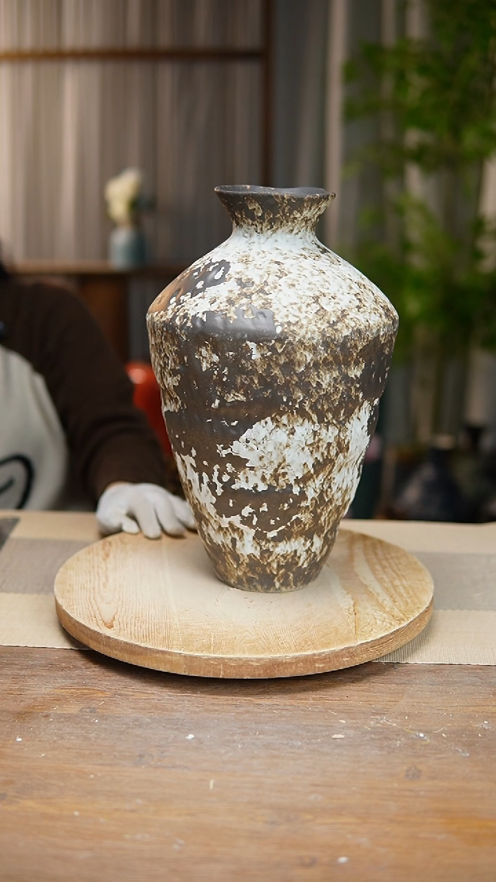 【闪购商品】陶瓷花器诧寂黑高脚