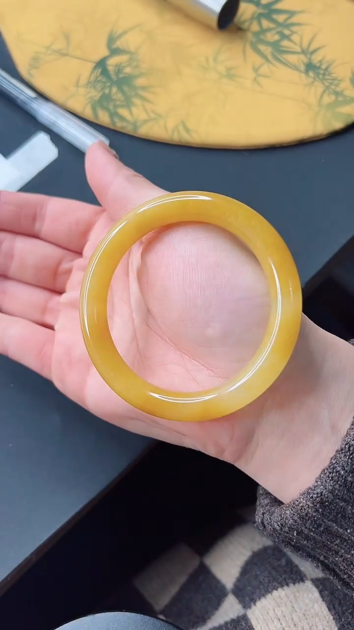 【闪购商品】石英质玉手镯未镶嵌614-56-57