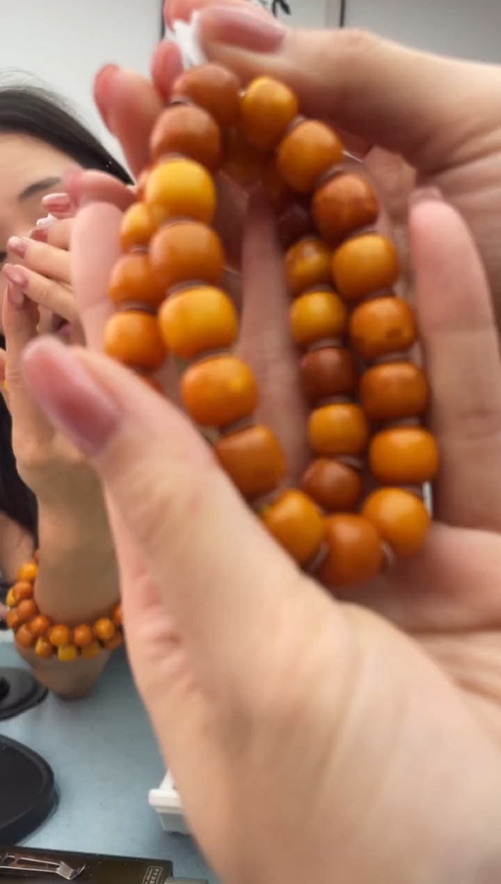 未镶嵌琥珀珠宝奇石假一罚十，013.10多样性发一件