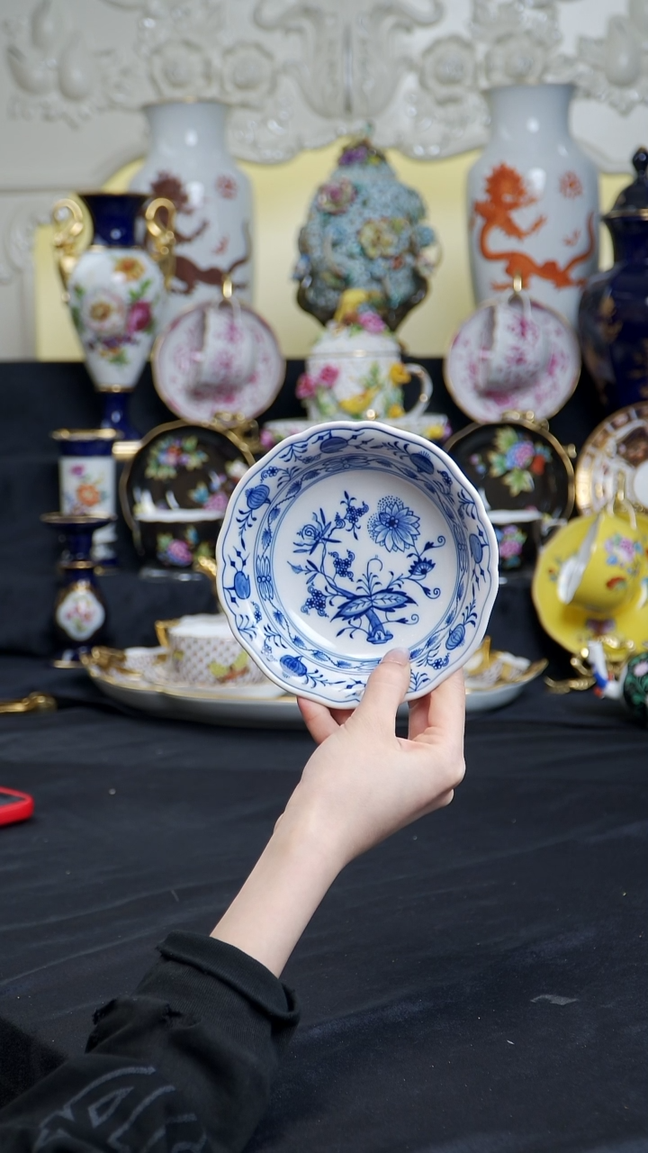 骨瓷婷婷中古器物如图所示107