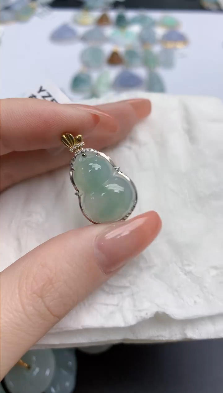 【闪购商品】翡翠颈饰18K金镶嵌天然缅甸翡翠A货