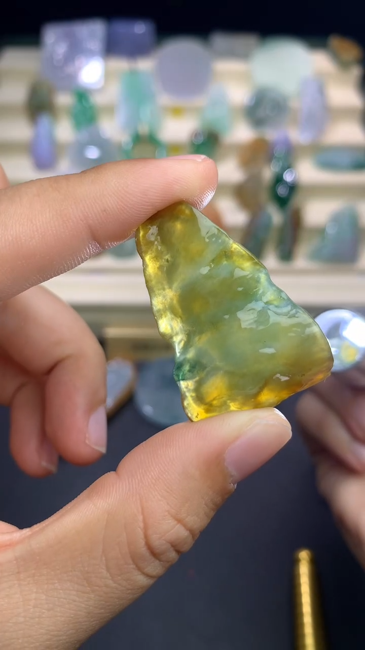 【闪购商品】定制翡翠未镶嵌