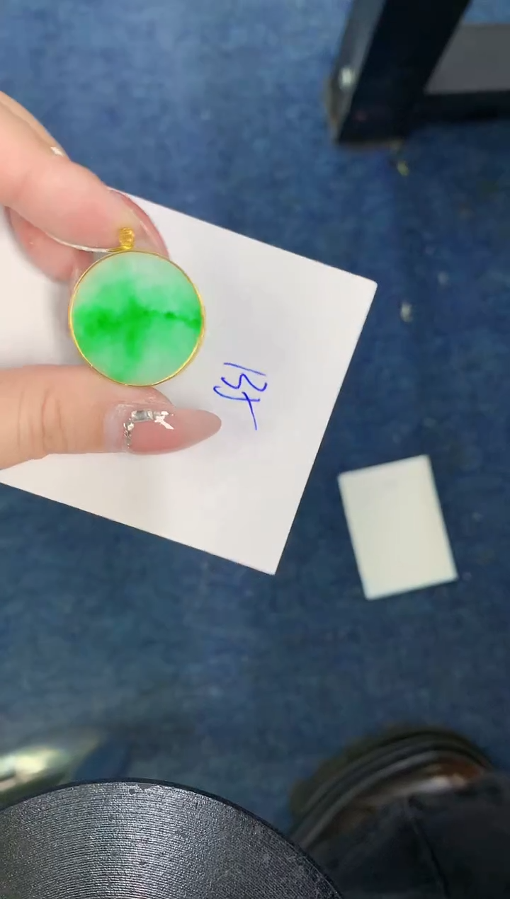 【闪购商品】翡翠颈饰18K金镶嵌000000000