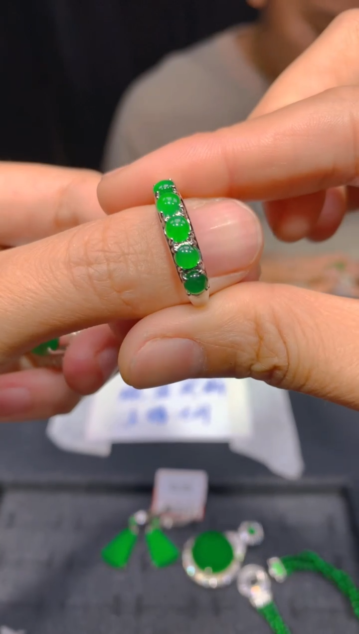 【闪购商品】定制翡翠未镶嵌172多样性发货（发其一）