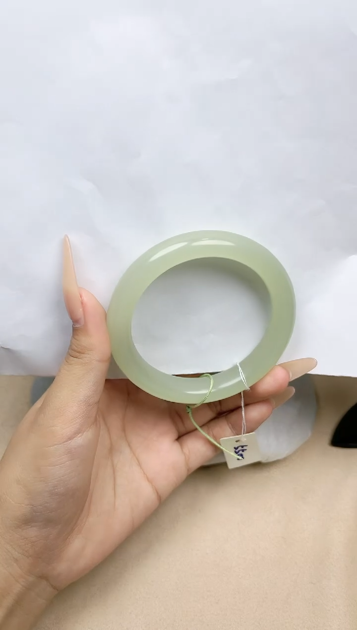 【闪购商品】和田玉手镯未镶嵌55/56圈口 YY