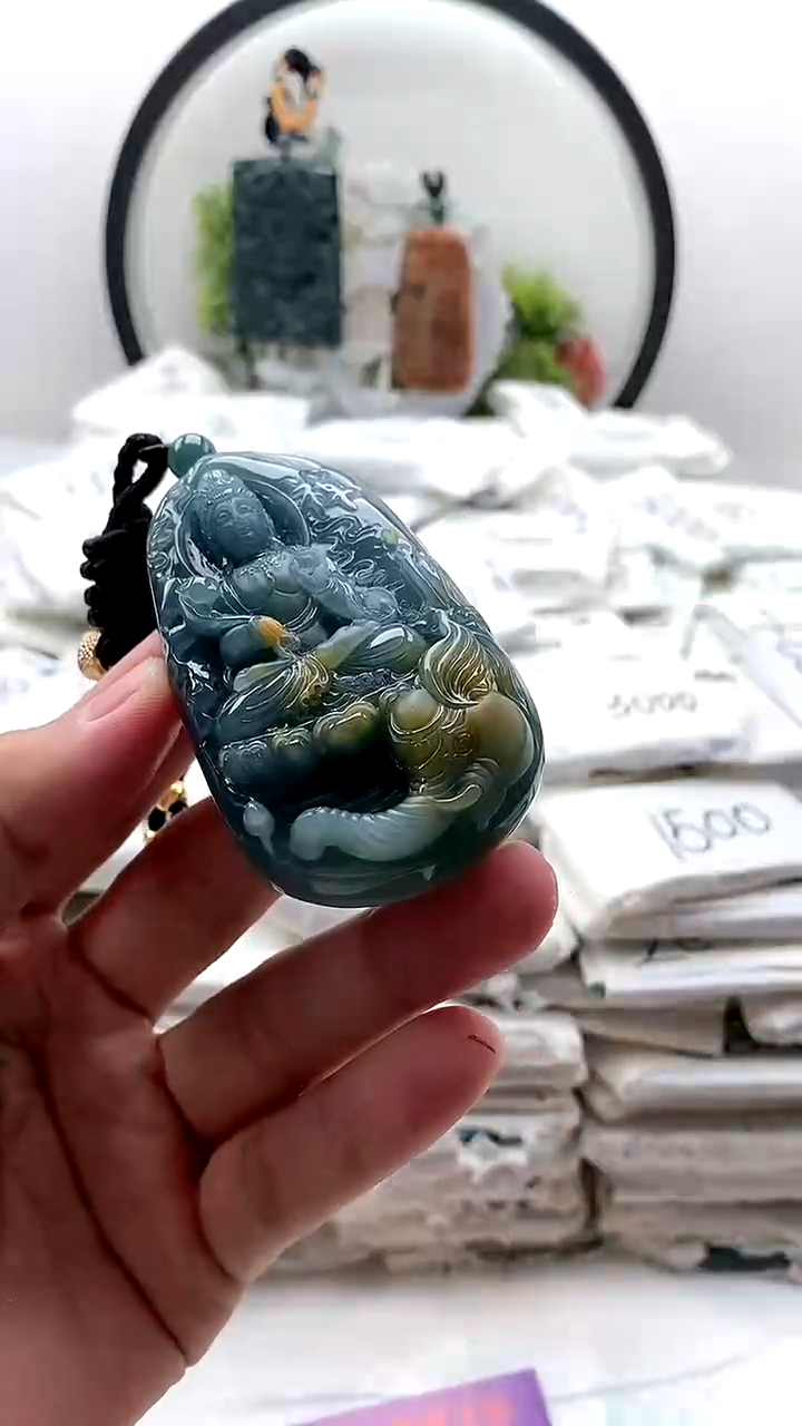 颈饰未镶嵌翡翠普贤