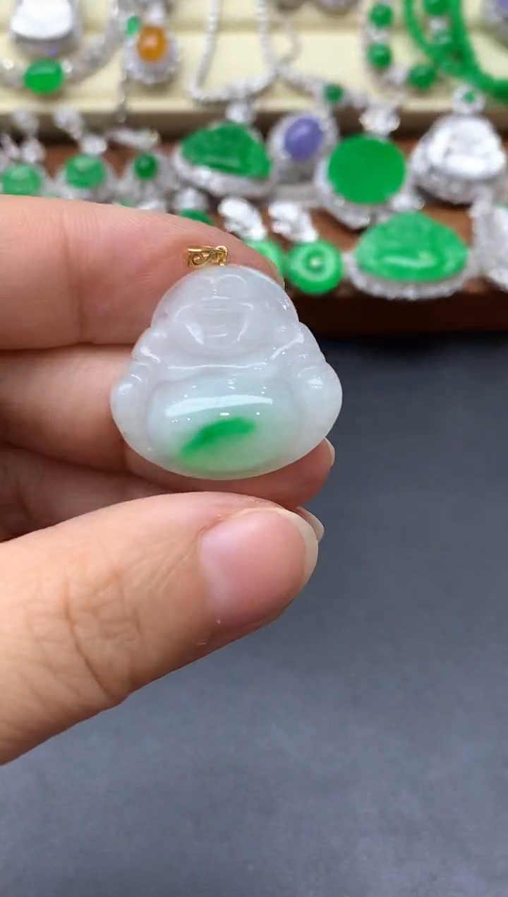 颈饰18K金镶嵌翡翠56-中国好珍宝