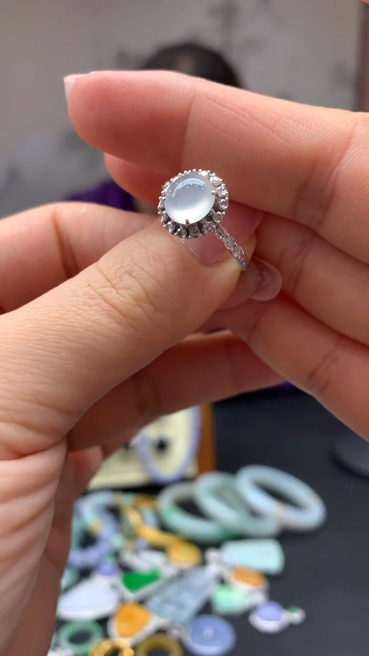 【闪购商品】翡翠颈饰18K金镶嵌6-天然翡翠