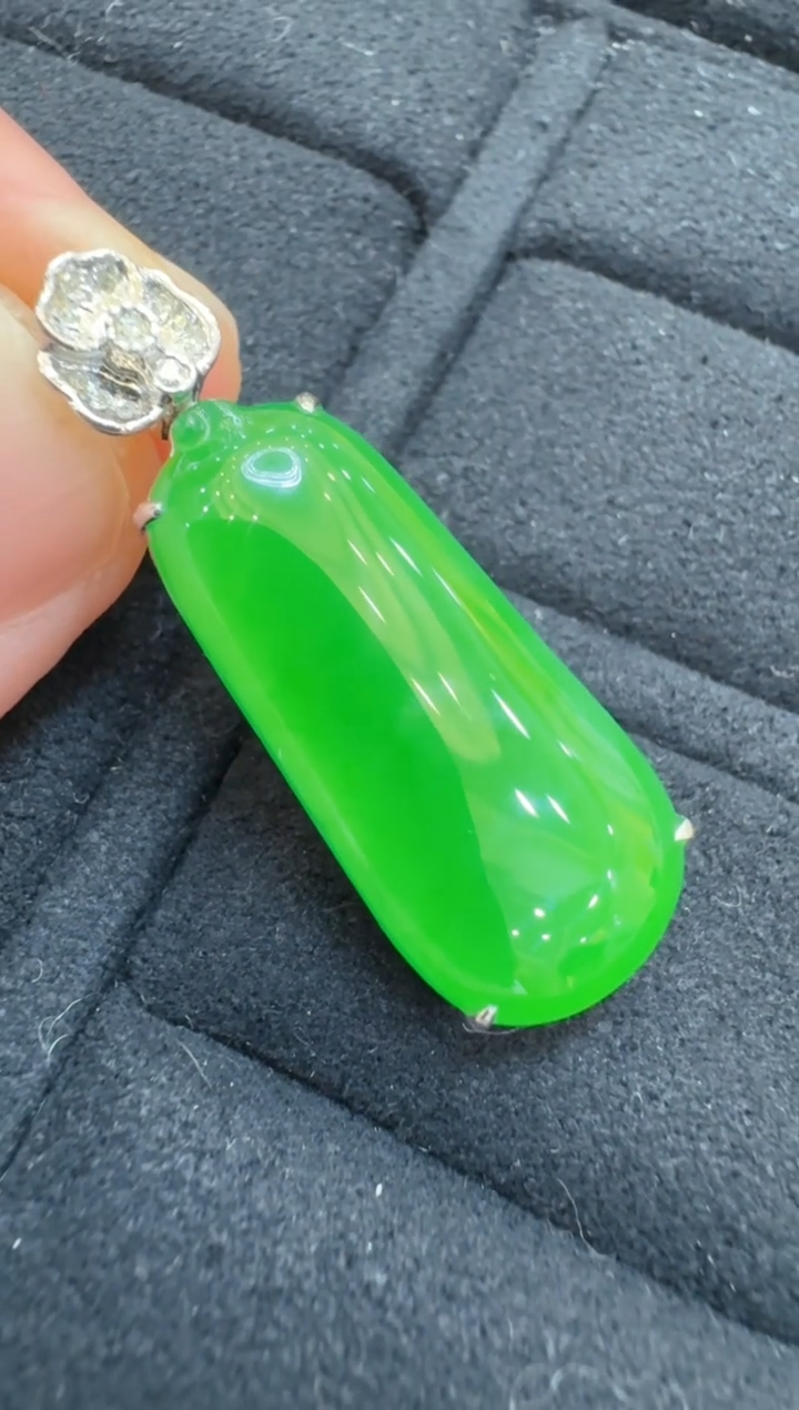 【闪购商品】翡翠吊坠(不含链)18K金镶嵌多样性团购发一件