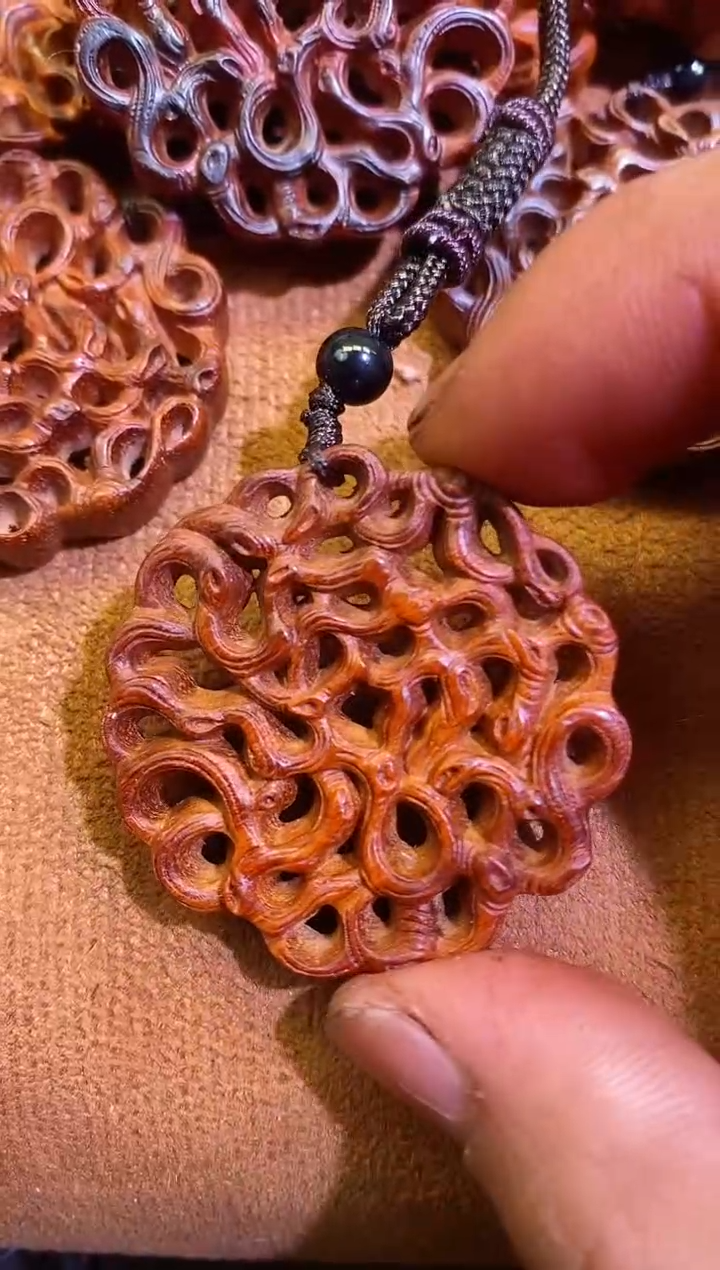 【闪购商品】小叶紫檀路路通(圆