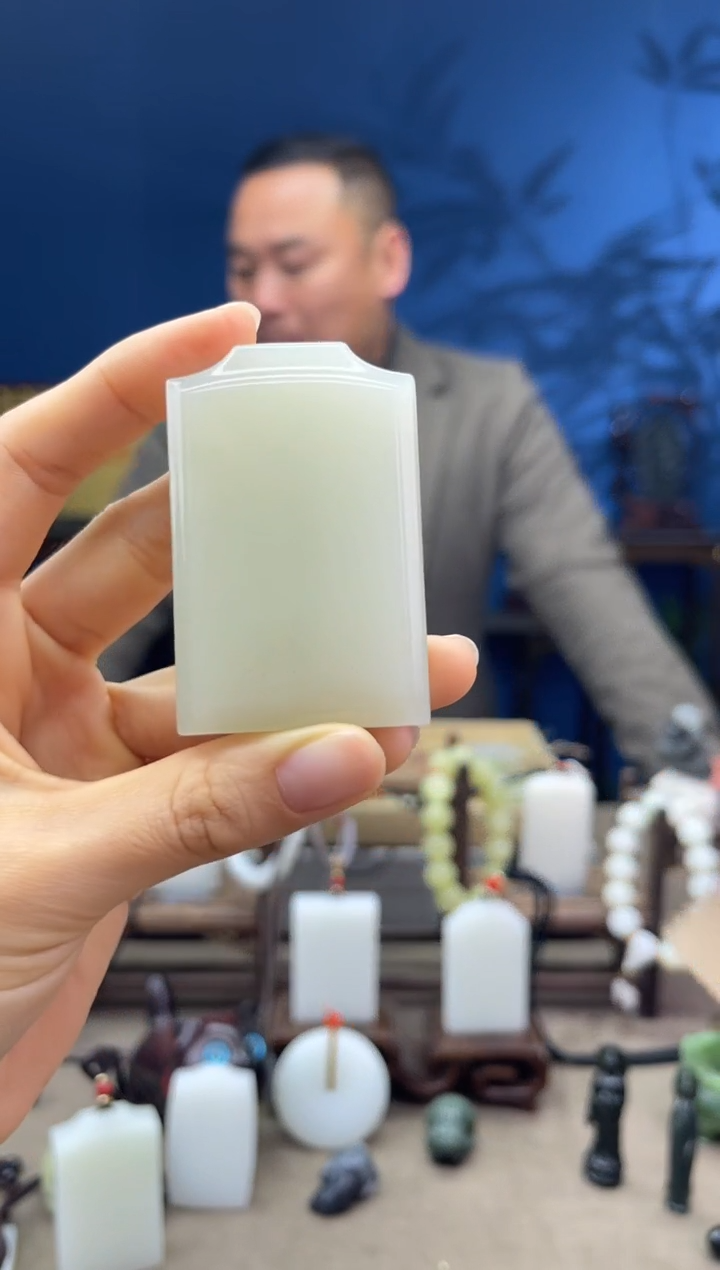 【闪购商品】和田玉颈饰未镶嵌1