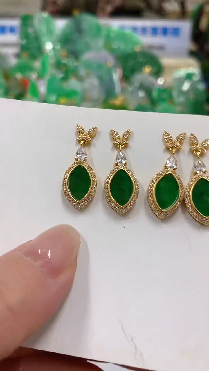 【闪购商品】翡翠吊坠(不含链)银S925镶嵌多样性发货其中一件