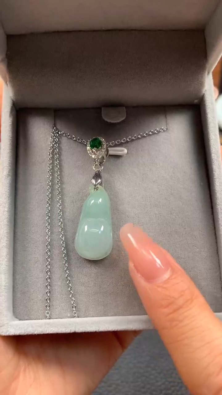 【闪购商品】翡翠颈饰合金吊坠