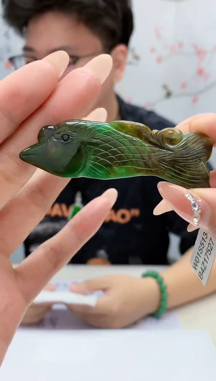 【闪购商品】定制翡翠未镶嵌4688MM-毛货挂件16