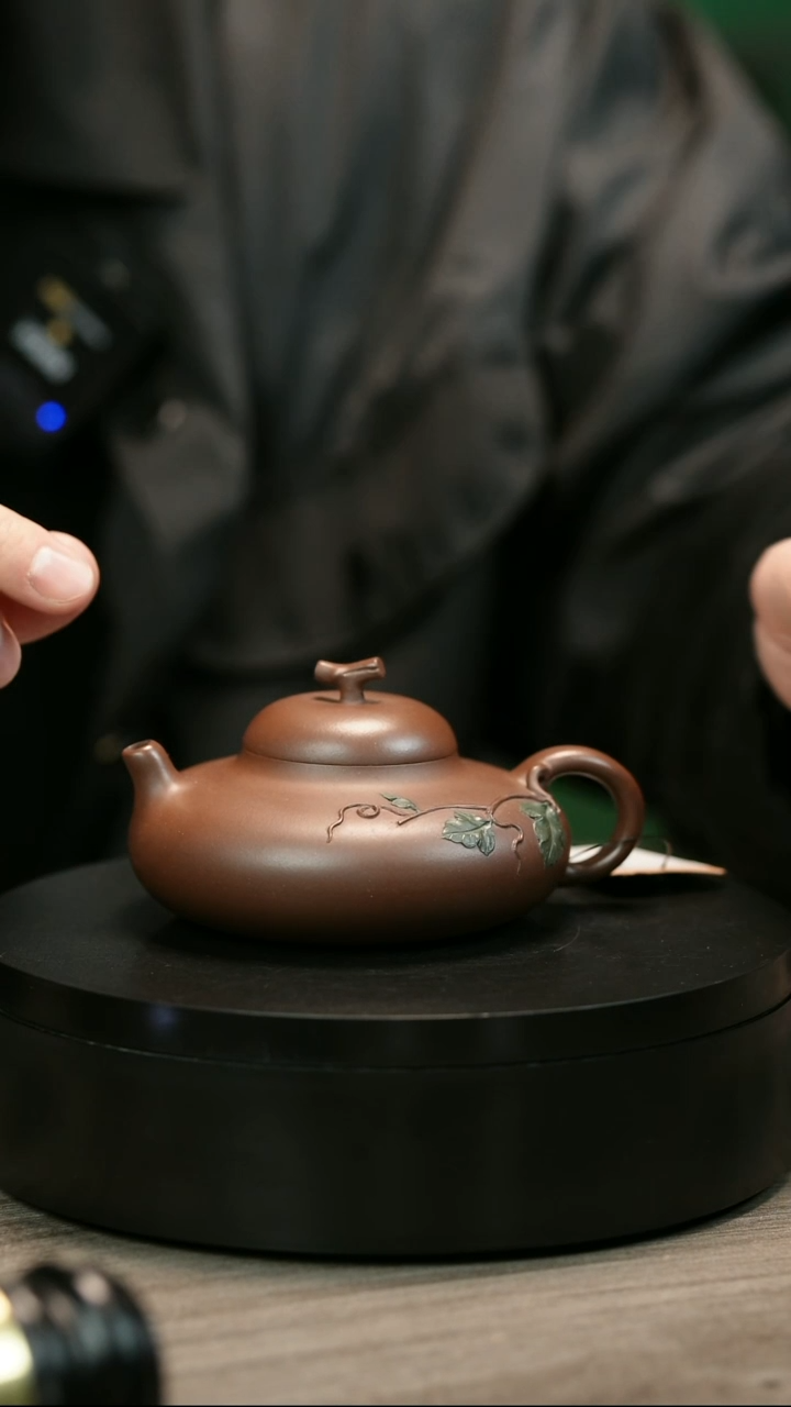 茶壶紫砂烤*豆H2371赵信军底槽青贴绘华颍