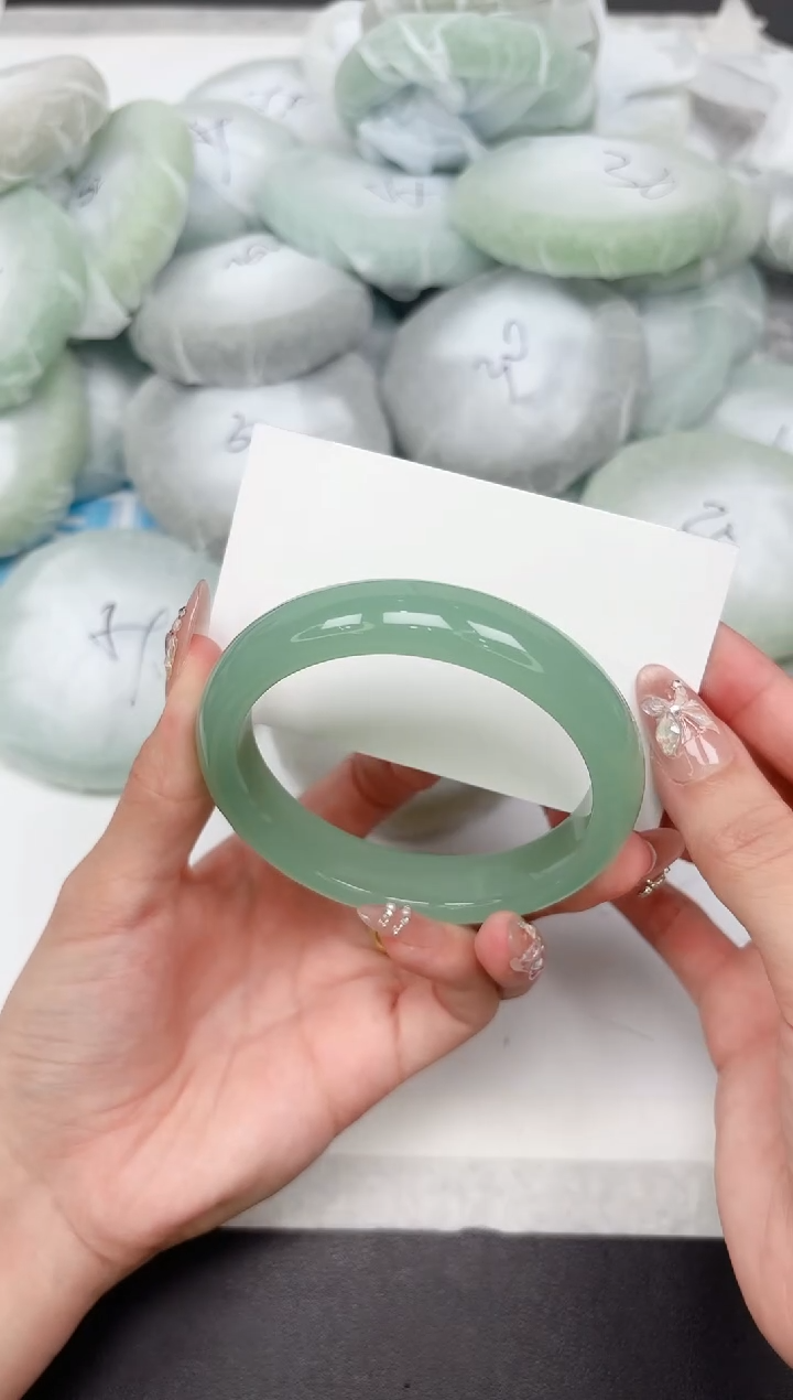 石英质玉手镯未镶嵌355-60.0