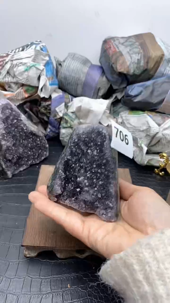 【闪购商品】紫晶1未镶嵌706号摆件