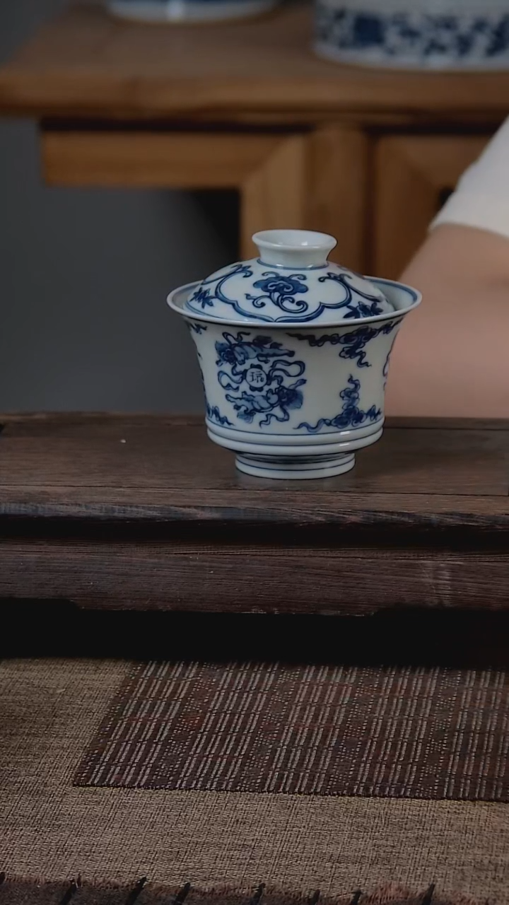 折葵非器手工手绘双狮滚绣球两才盖碗