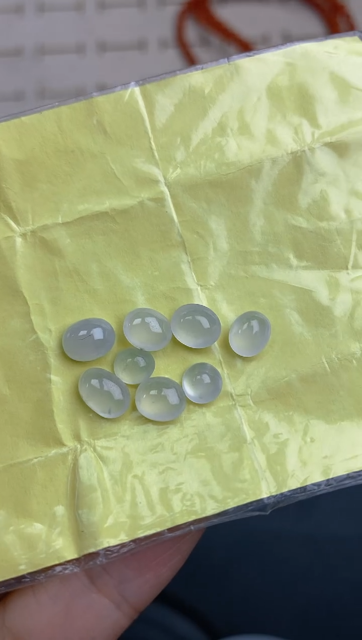 定制翡翠未镶嵌天然翡翠蛋面36