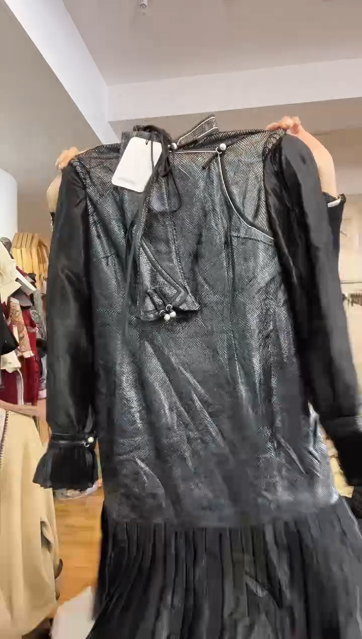 礼服裙 L码   115斤以里