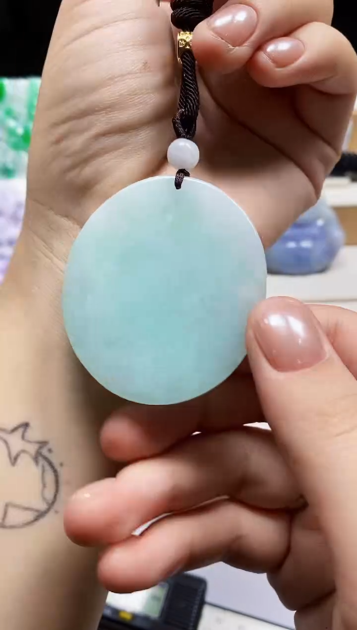 颈饰未镶嵌翡翠1