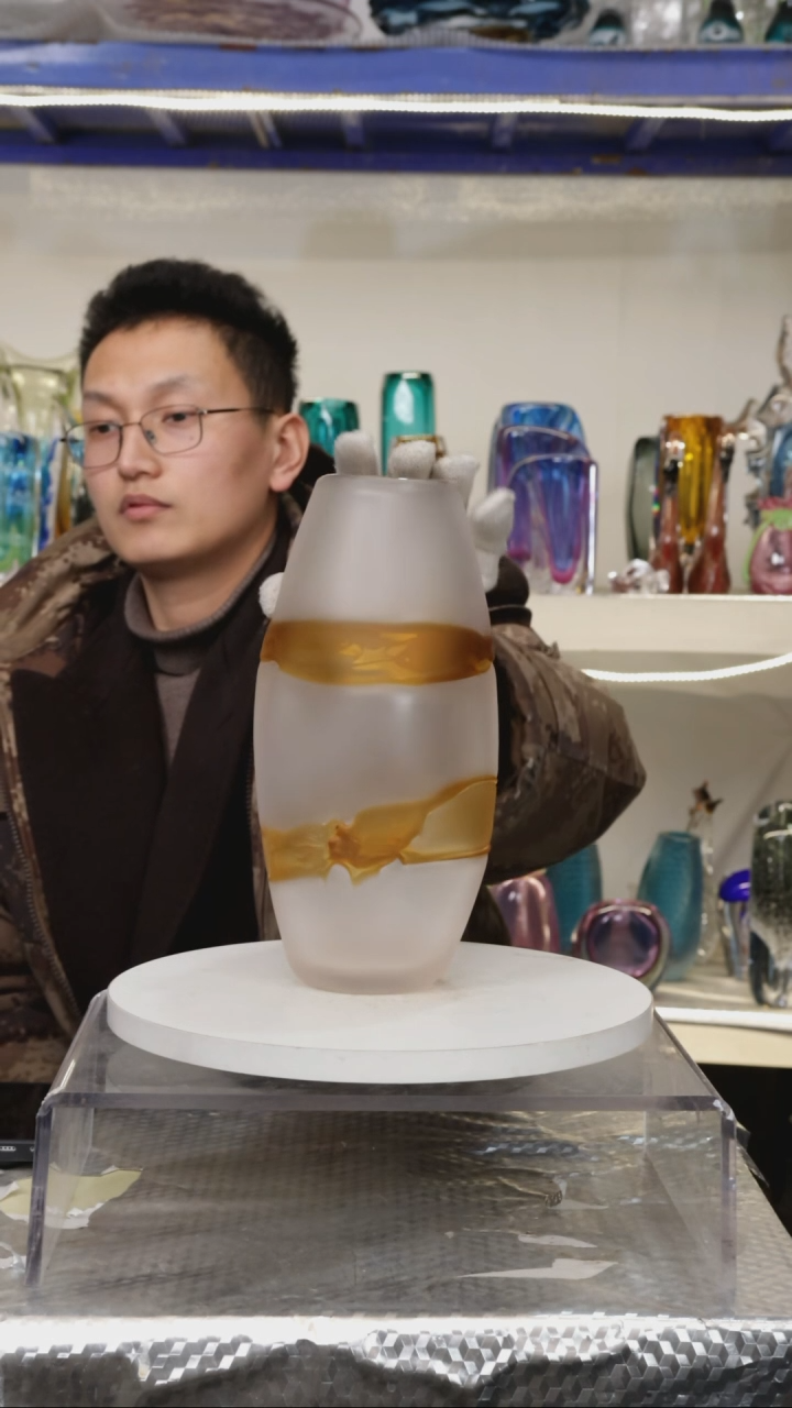 【闪购商品】琉璃【幻彩】高29精品琉璃正常手工痕迹