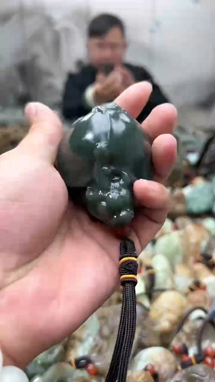 【闪购商品】和田玉把件未镶嵌235