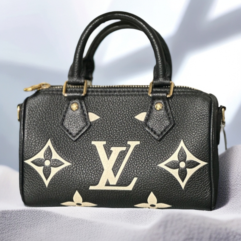 99新 LV LV Speedynano 黑白牛皮印花Logo，尺寸:16*7.5*10cm