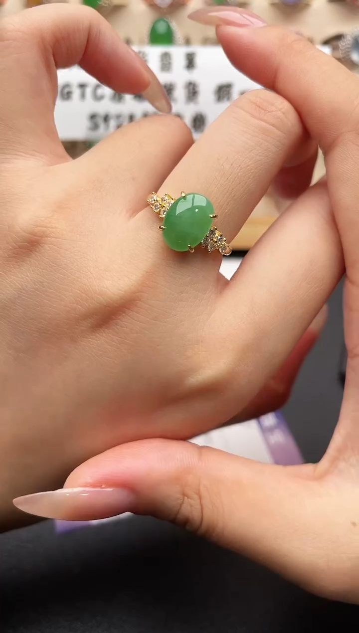 银S925镶嵌戒指翡翠一物一证一礼盒