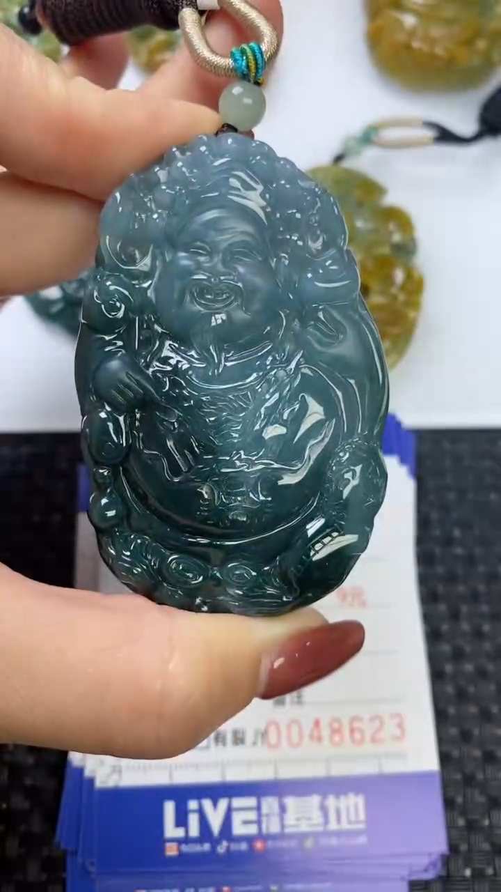 【闪购商品】翡翠颈饰未镶嵌11111111111111111