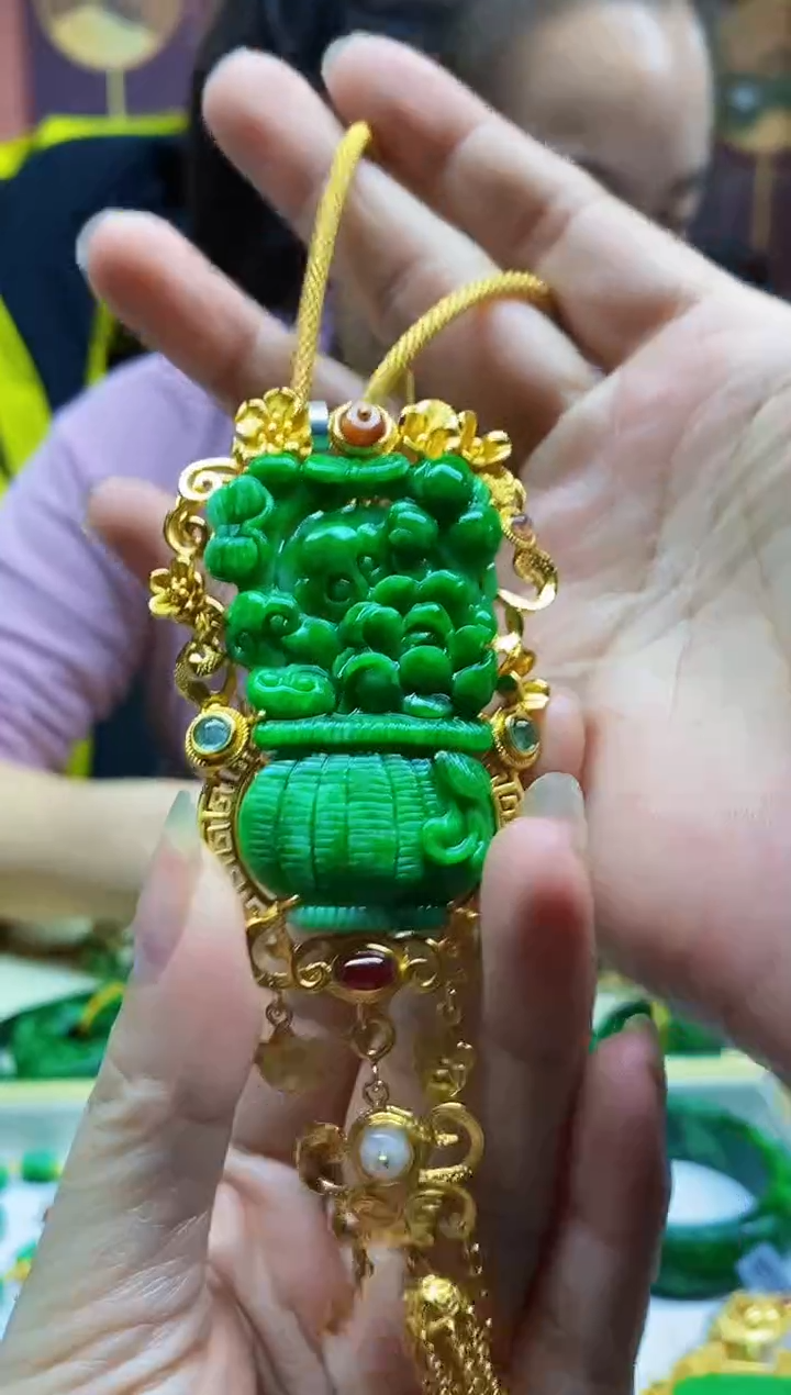 颈饰未镶嵌翡翠翡翠吊坠