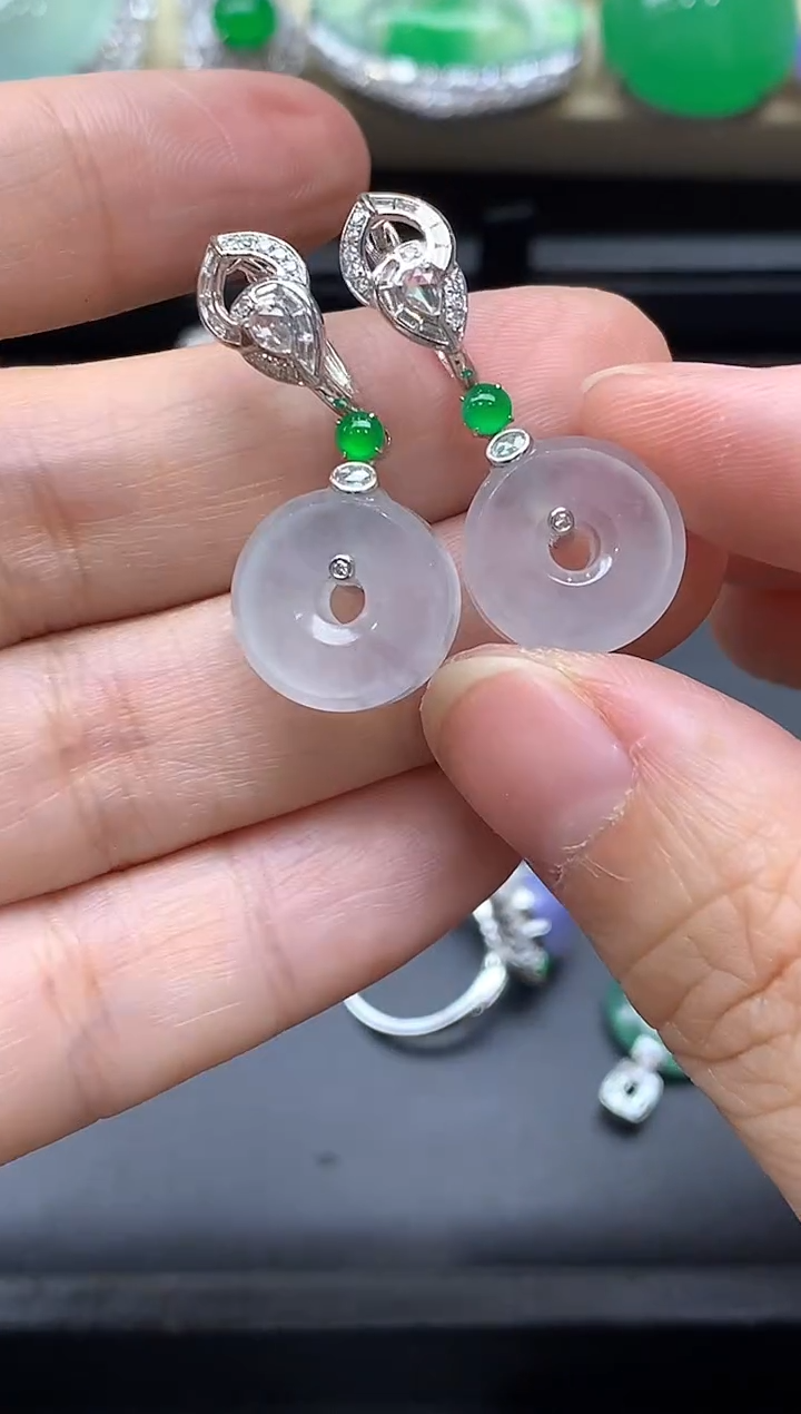 颈饰18K金镶嵌翡翠573-中国好珍宝