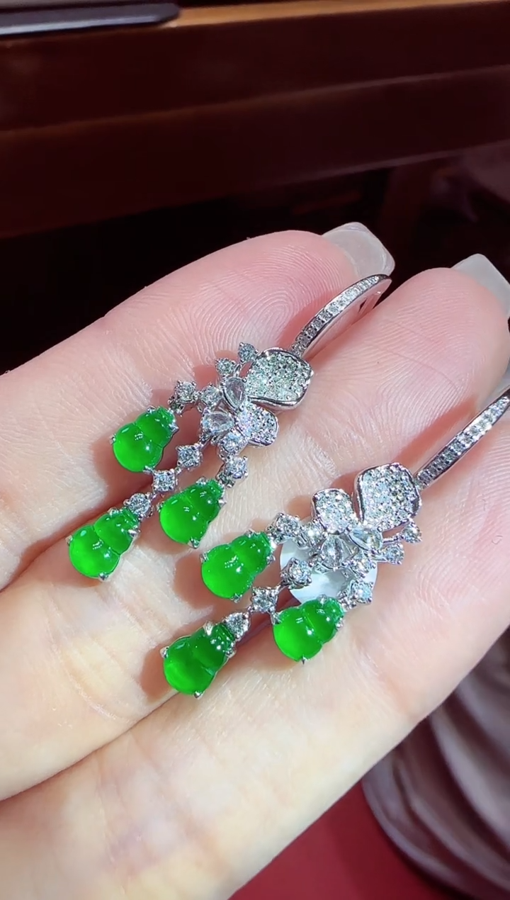 【闪购商品】翡翠耳饰18K金镶嵌葫芦